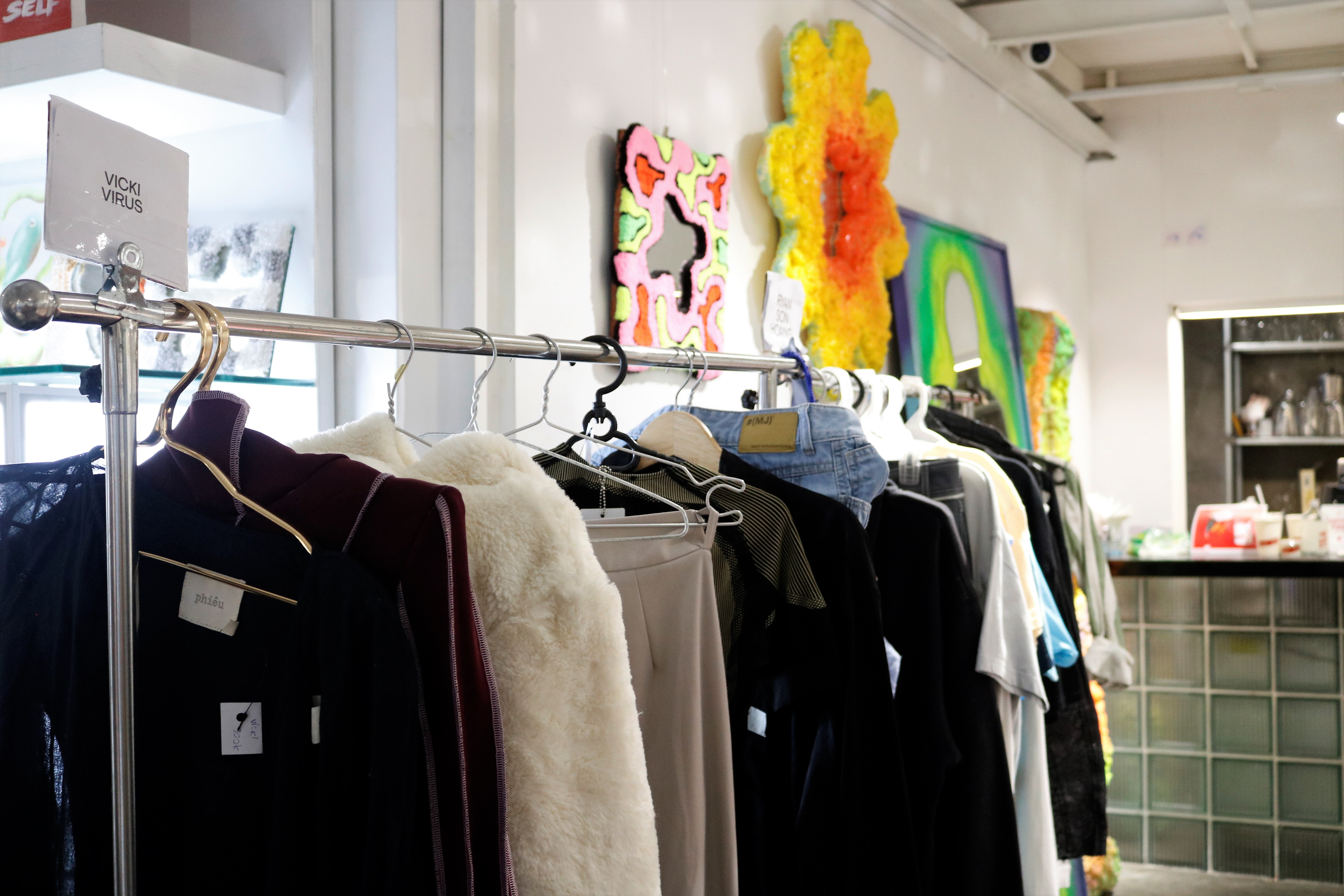 Gioi tre TP.HCM chi chuc trieu dong de sam Tet som anh 10