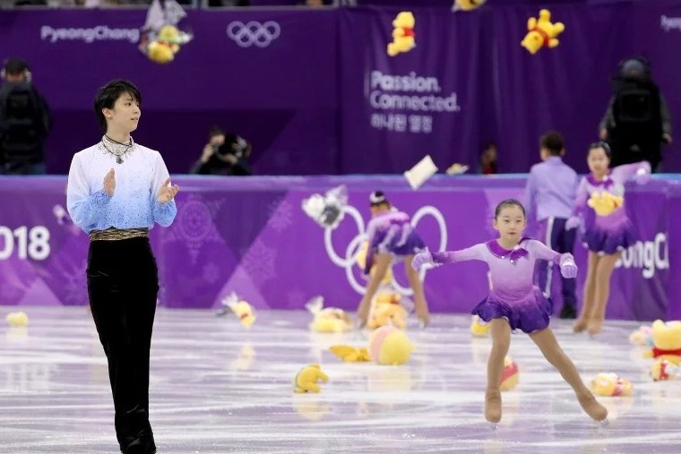 'Con mua gau Pooh' bi cam o Olympic Bac Kinh hinh anh