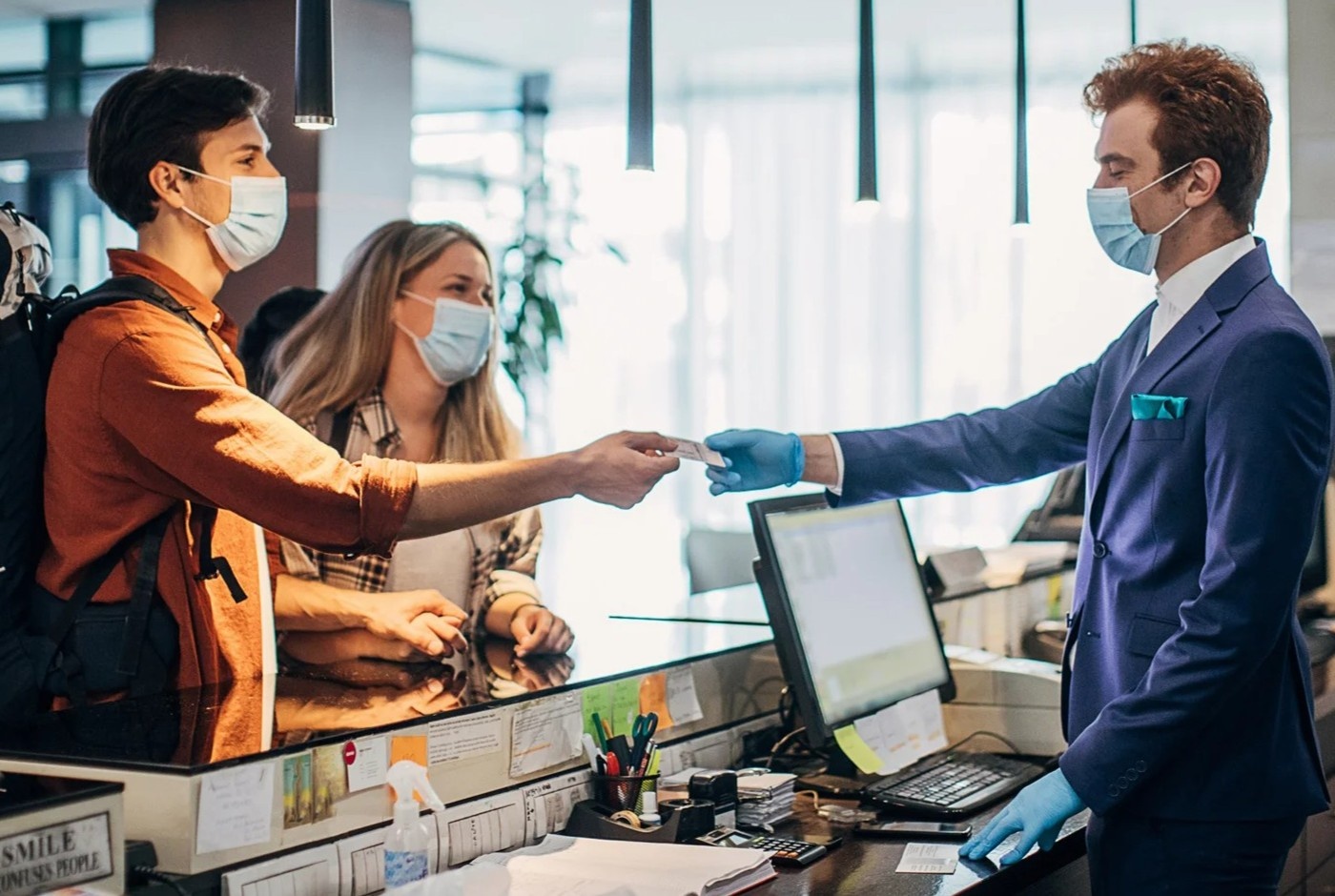 Gia thue nha dat do, dan van phong My chon o khach san hinh anh