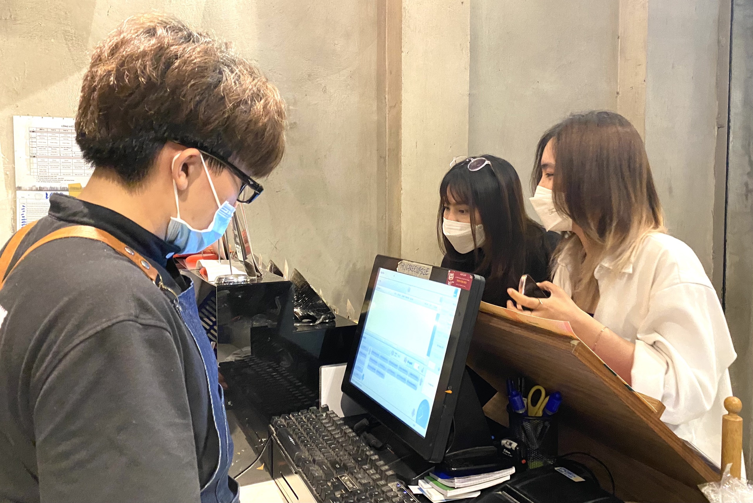 Phan Xich Long soi dong anh 8