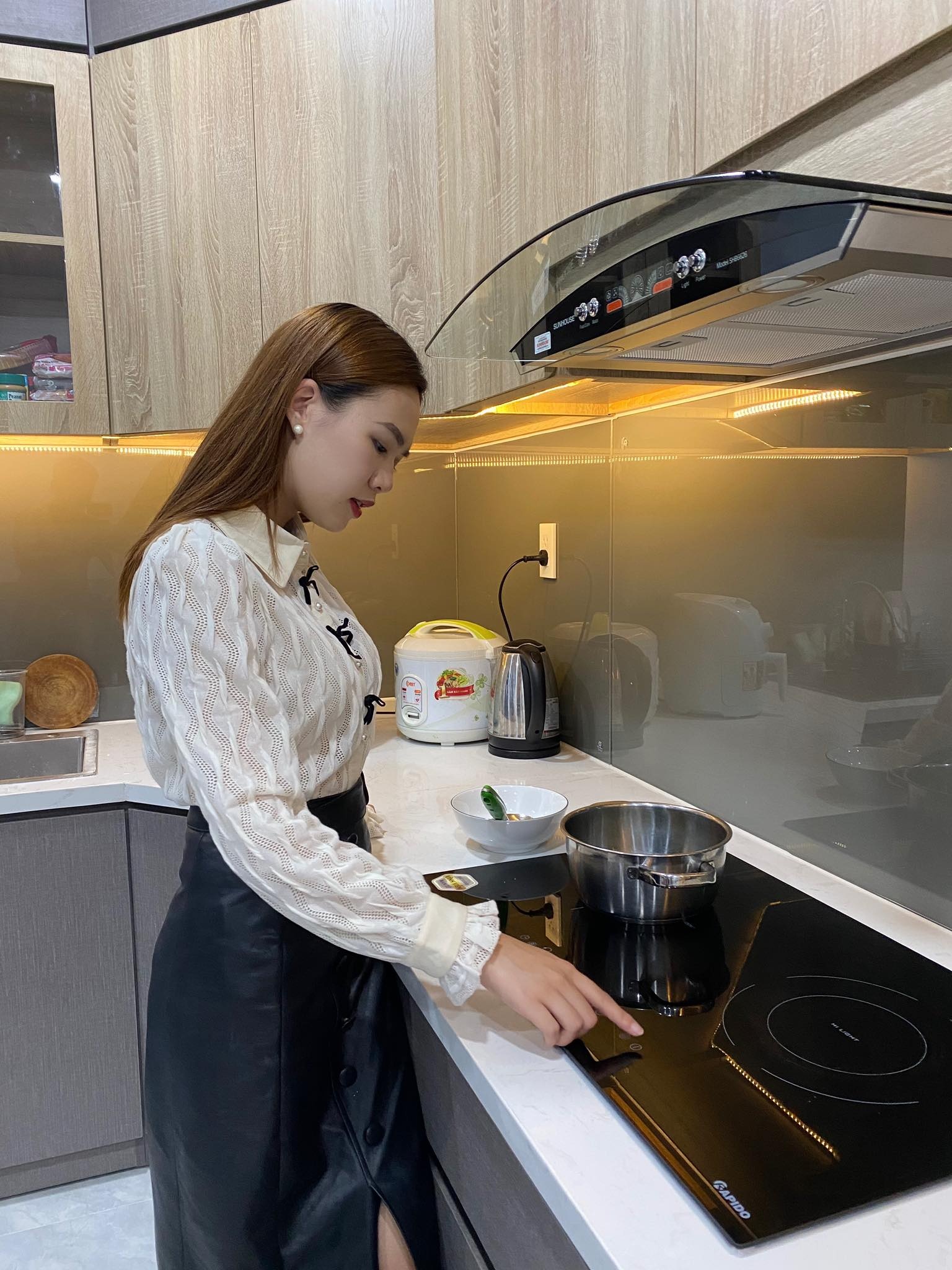 Can doi tai chinh khi lan dau ra o rieng anh 2