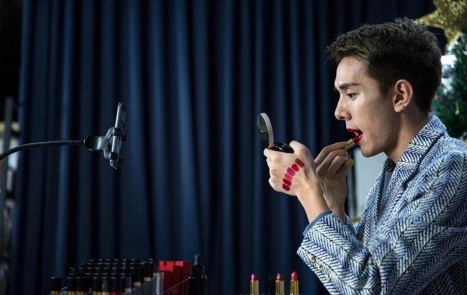 Ong hoang son moi livestream anh 1