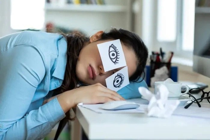 Tac dung nguoc khi tang luong cho nguoi muon nghi viec hinh anh