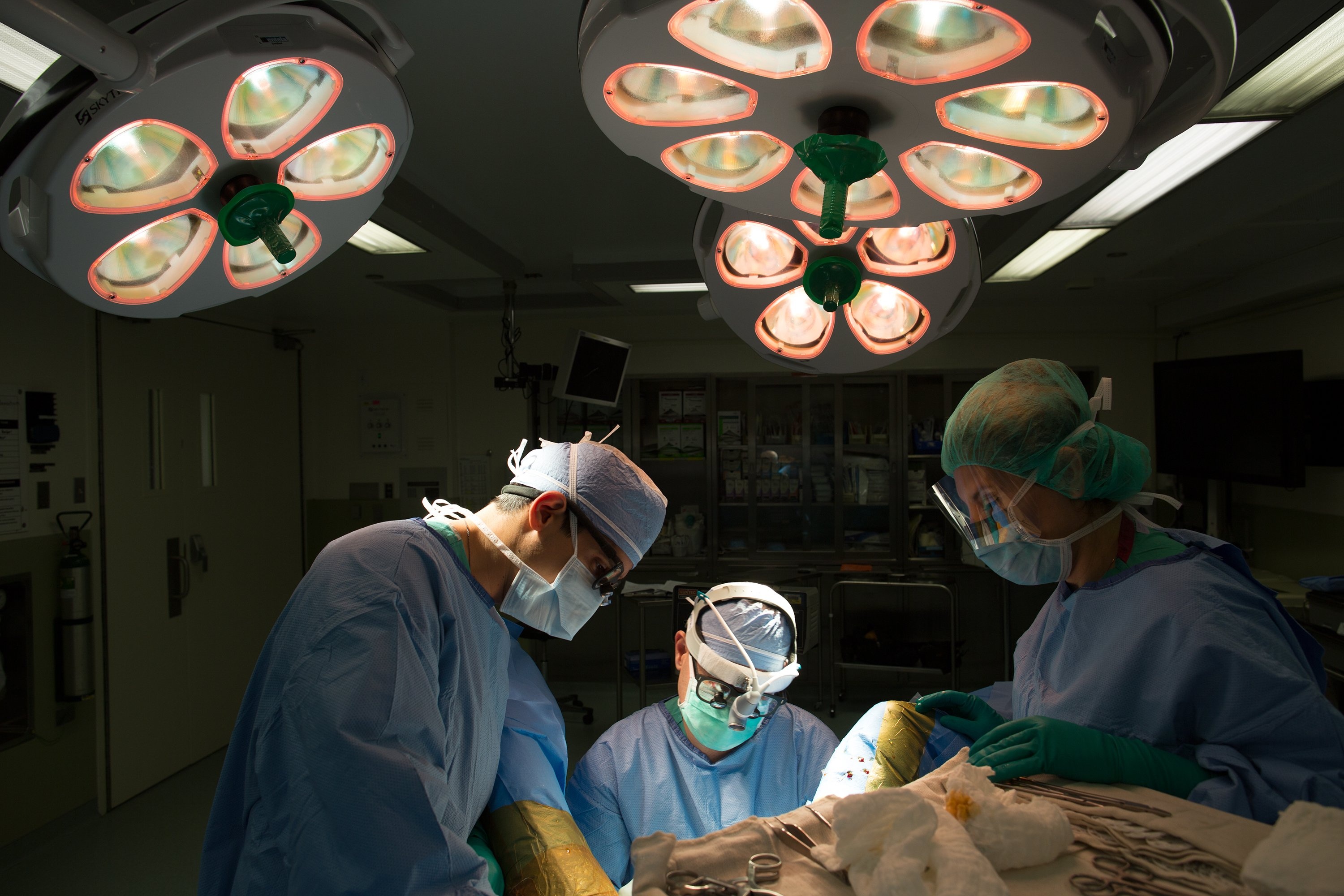 Phau thuat chuyen gioi o Thai Lan anh 2