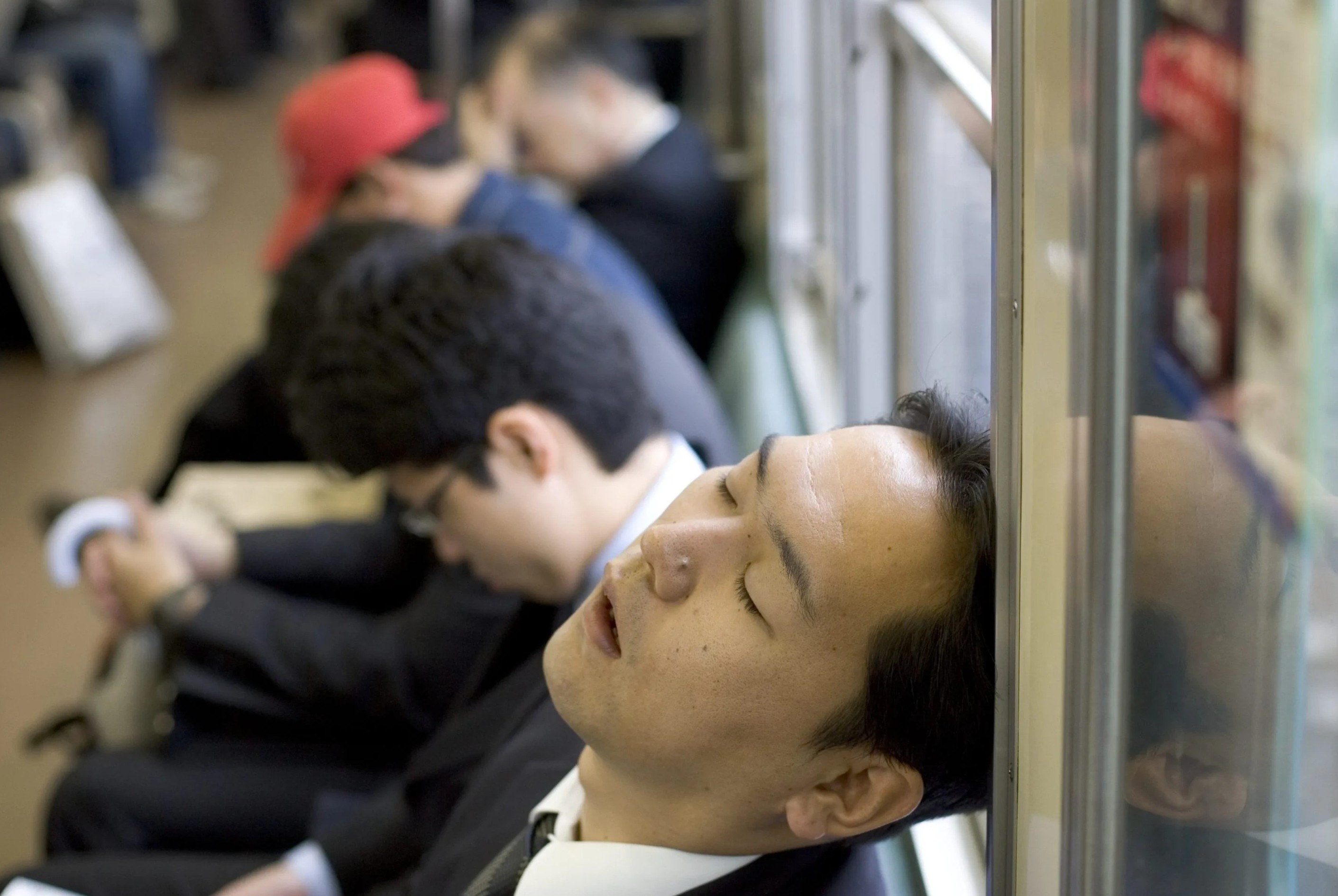 Cach cac cong ty Nhat giup nhan vien ngu trua hinh anh