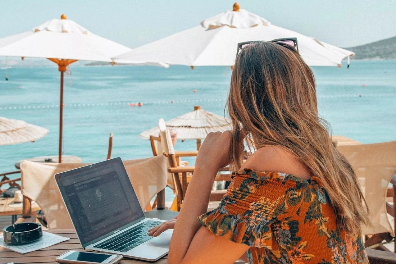 Làm việc từ xa ảnh 1 Lam viec tu xa anh 1