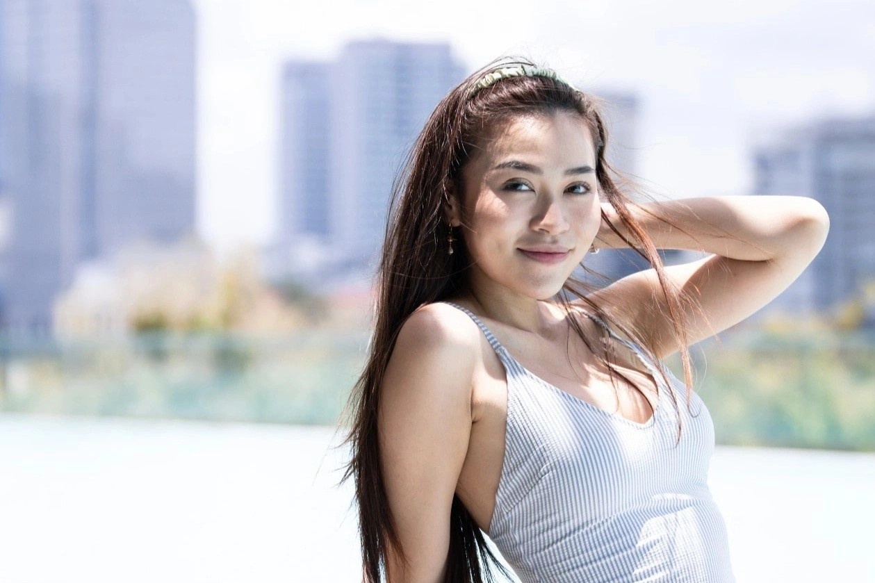 Nguyen Newin: 'Song mot minh o TP.HCM qua suong, de chieu hu minh' hinh anh