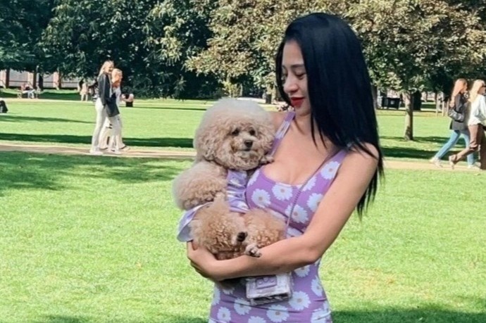 Co gai TP.HCM ke chuyen 4 thang 'chay' thu tuc dua cun cung di chau Au hinh anh