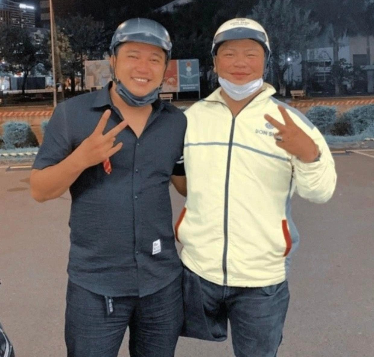 Shipper 1 chân ảnh 2 Shipper 1 chan anh 2
