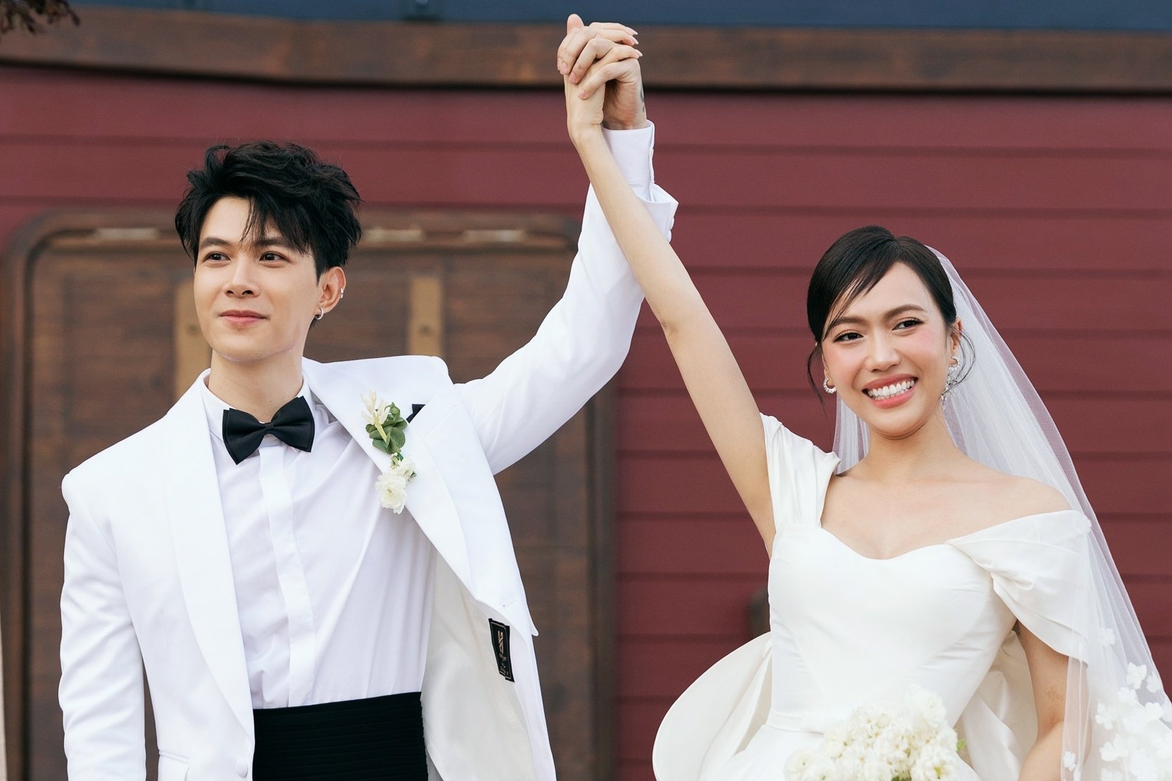 Tai sao dam cuoi cua Anh Tu - Dieu Nhi va cac ngoi sao luon duoc chu y hinh anh