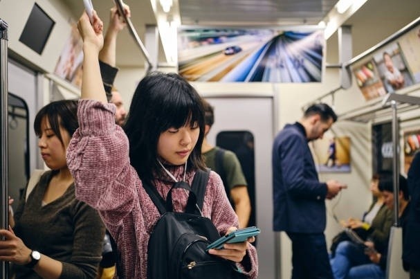 Nhung nguoi duoc tra tien de roi khoi Tokyo hinh anh