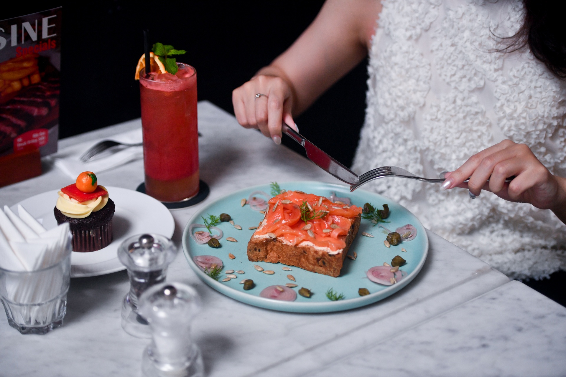 36 gio Tet o TP.HCM anh 11