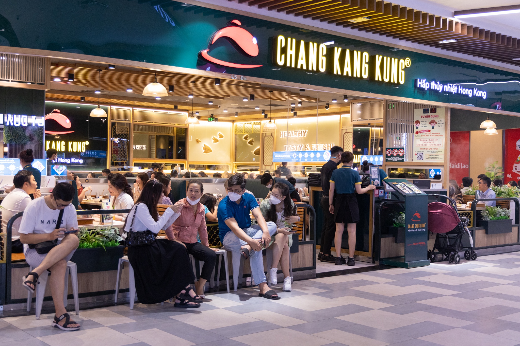 Trung tam thuong mai anh 14