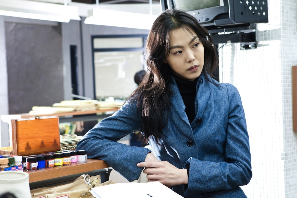 Nhan vien khong tin loi khen cua sep hinh anh