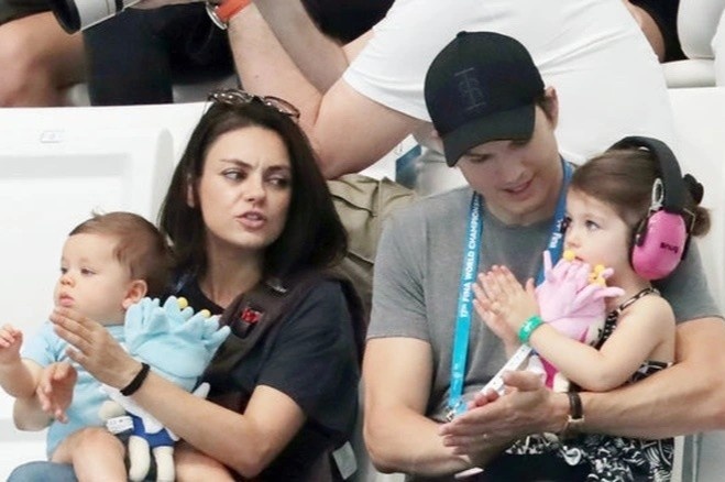 Mang hang tram trieu USD di tu thien chu khong de lai cho con hinh anh