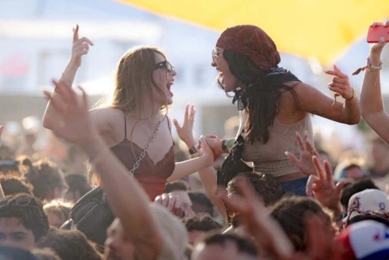 Van hoa doc hai dang huy hoai Coachella hinh anh