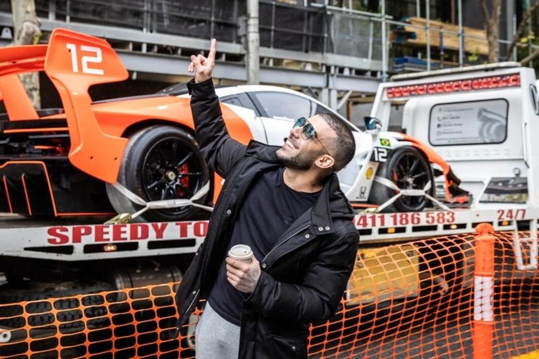 Trieu phu khoe cua pho truong hinh anh