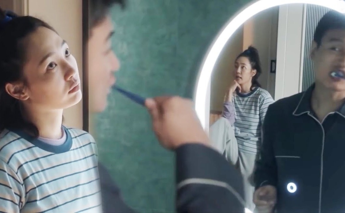 Nguoi chong Hong Kong di mua nha, nhung lai bi vo nghi co tinh nhan hinh anh