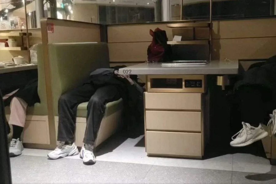 Vi sao gioi tre Trung Quoc ngu o Haidilao? hinh anh