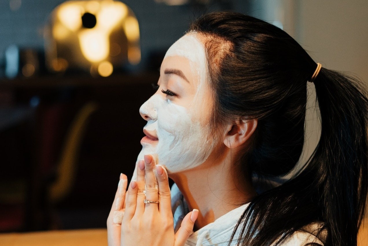 Nen mua sua rua mat loai nao cho mua he nang nong hinh anh