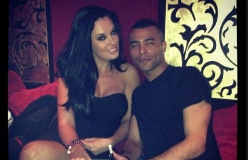 10 bong hong nong bong tung qua tay A.Cole hinh anh