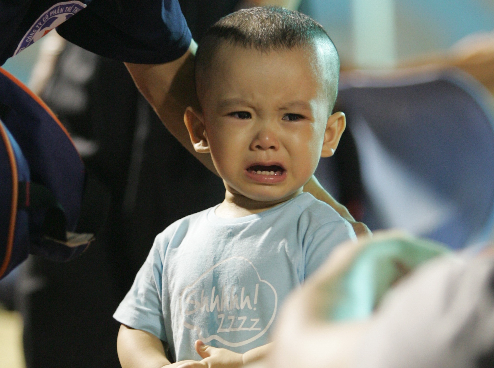 Be Subin nha Hoang Quang khoc thet tren san Chi Lang hinh anh