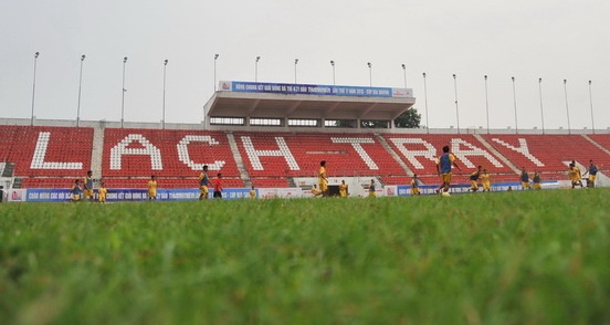 SVD Lach Tray san sang truoc giai U21 bao Thanh Nien hinh anh