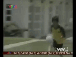 Dang cap choi bong kho tin cua doi truong U19 Viet Nam hinh anh