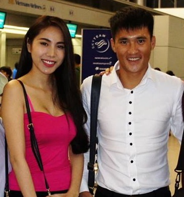 Thuy Tien du khan tran cuoi cung cua Cong Vinh tai Nhat hinh anh