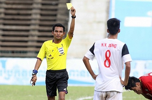 Can canh 2 the do xau xi cua U22 Viet Nam hinh anh