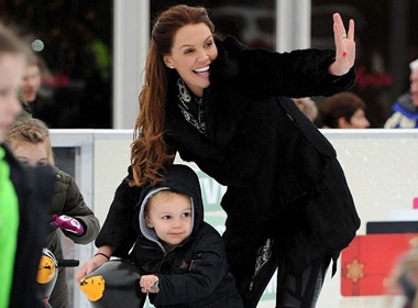 Ba xa hoa hau cua O'Hara tinh nghich tren san bang hinh anh