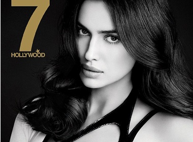 Bo Ronaldo tai xuat nong bong tren bia tap chi hinh anh