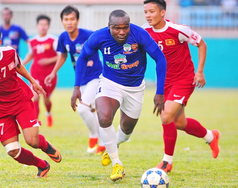 Vua pha luoi V.League het loi khen ngoi U19 Viet Nam hinh anh