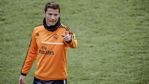 Ronaldo uoc duoc vo dich Champions League tai que nha hinh anh