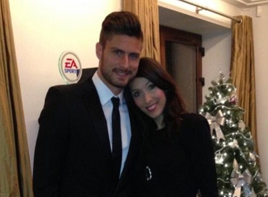 Olivier Giroud quyet dinh chia tay Arsenal vi vo hinh anh
