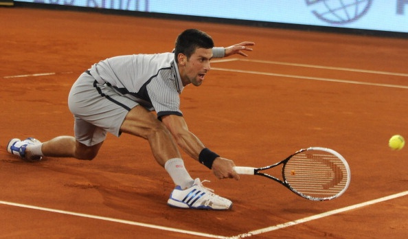 Djokovic roi vao nhanh kho tai Madrid Masters hinh anh