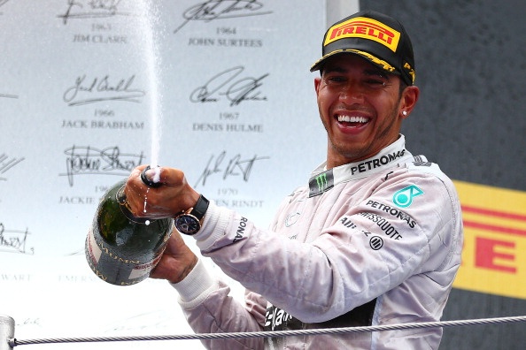 Lewis Hamilton thang chang thu 4 lien tiep tai Spanish GP hinh anh