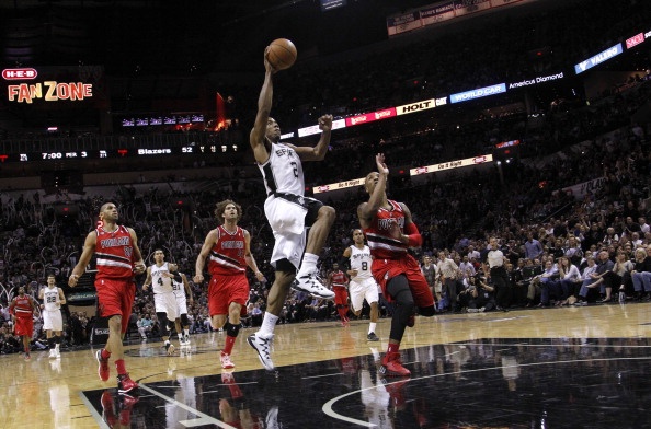 Ban ket NBA 2014 mien Tay (G5): Spurs 104-82 Blazers hinh anh