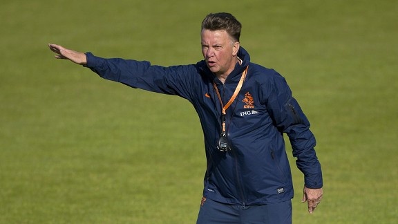 Nhung bi mat huan luyen cua HLV Van Gaal hinh anh