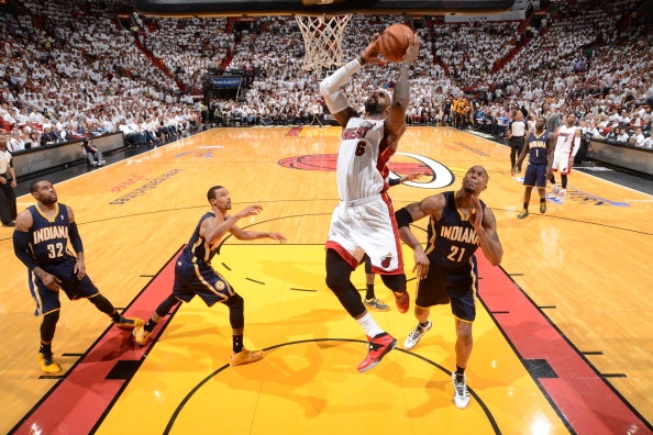 Chung ket NBA mien dong (G4): Heat 102-90 Pacers hinh anh