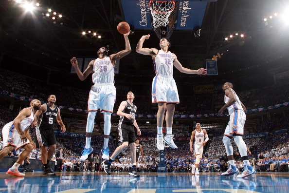 Chung ket NBA 2014 mien tay (G4): Thunder 105-92 Spurs hinh anh