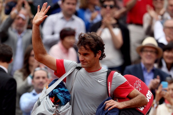 Thua nguoc Gulbis, Federer chia tay Roland Garros hinh anh