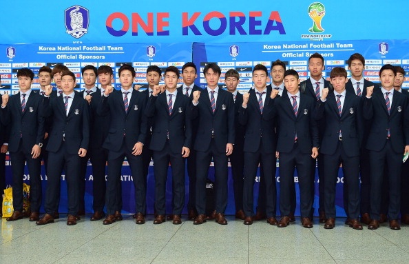 Cac doi bong chau A san sang cho ngay khai hoi hinh anh