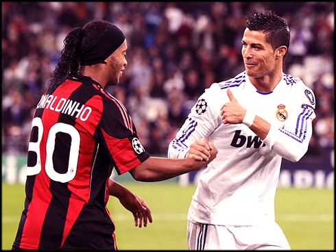 So sanh tuyet ky cua CR7 va Ronaldinho hinh anh