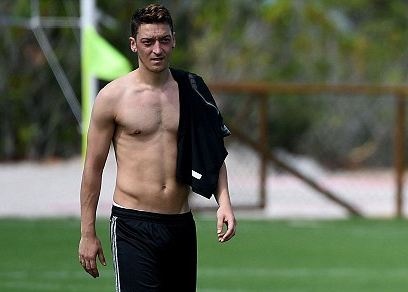 Sao World Cup co the ra san voi cai bung doi hinh anh