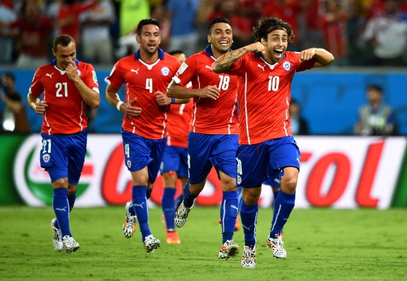 Thang dam Australia, Chile khien Tay Ban Nha lo sot vo hinh anh