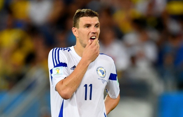 Nigeria 1-0 Bosnia: Dzeko gay that vong khien Bosnia bi loai hinh anh