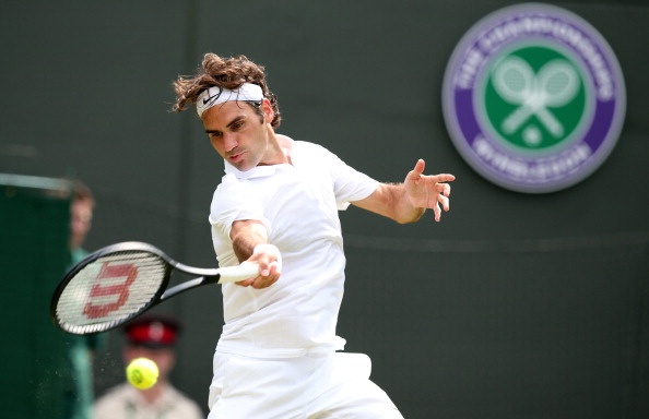 Federer toc hanh vao vong 2 Wimbledon hinh anh