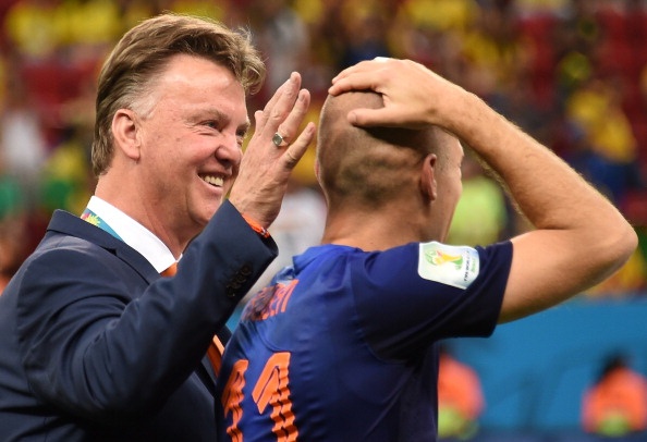 HLV Van Gaal ca ngoi tinh than chien dau cua hoc tro hinh anh
