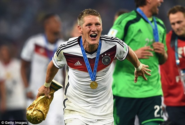 Schweinsteiger sinh ra de la nguoi chien thang hinh anh